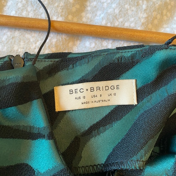 Bec and Bridge Emerald and Black zebra print dress - Picture 5 of 10